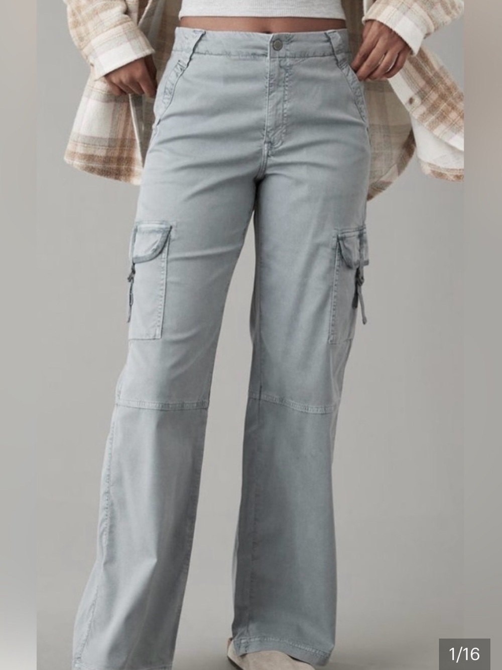 American Eagle Pale Gray Casual Button-Fly Pants